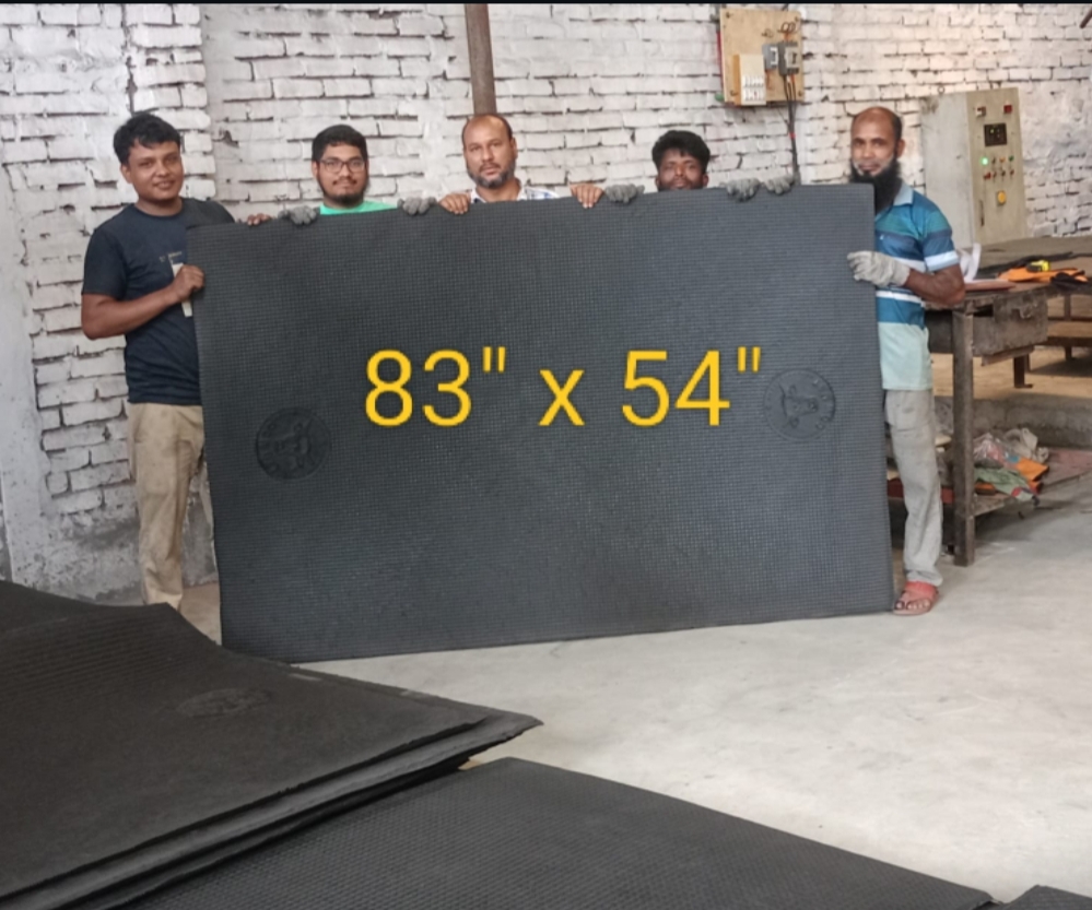 Latex Rubber কাউমেট – সেরা কাউমেট